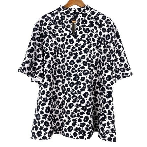 Lane Bryant Leopard Animal Print Keyhole Short Sleeve Top Size 26 NWT - Picture 3 of 9